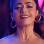 Rashmika mandanna hot thighs in mini bdycon and shpwoing panty HD sexy pics from varisu (271)