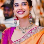 meenakshi chaudary hot cleavage navel and thighs photos HD (16)