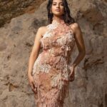 meenakshi chaudary hot cleavage navel and thighs photos HD (19)