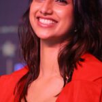 meenakshi chaudary hot cleavage navel and thighs photos HD (39)