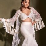 nusrat bharucha hot cleavage