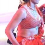 rashmika mandanna hot cleavage and navel show from sikandar movie 2025 (17)