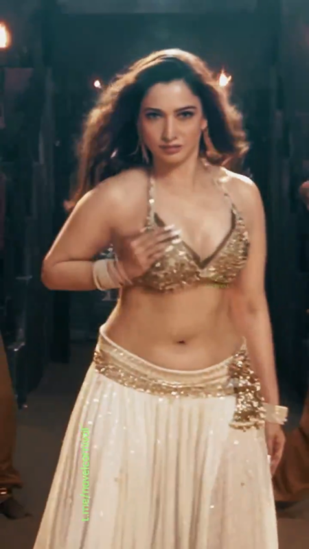 Tamanna bhatia hot navel cleavage thighs and armpits images from raid2 nasah item song starlust (8)