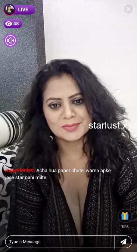 sapna_sappu_hot_nude_live_pressing_boops_and_showing_panty_in_live_HD (2)