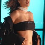 KRITI_SANON_HOT_THIGHS_AND_NAVEL_MINI_BLACK_SKIRT_HD