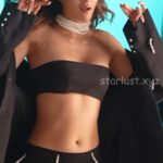 KRITI_SANON_HOT_THIGHS_AND_NAVEL_MINI_BLACK_SKIRT_HD (4)