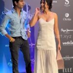 PALAK_JAISWAL_hot_cleavage_show_at_event_in_white_crop_top (8)