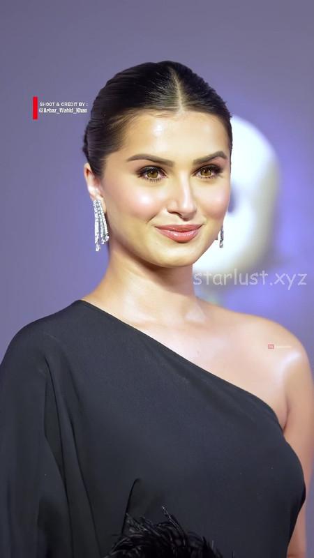 TARA_SUTARIA_MILKY_GLAM_BABE_SEXY_OFF_SHOULDER_DRESS_AT_EVENT (8)